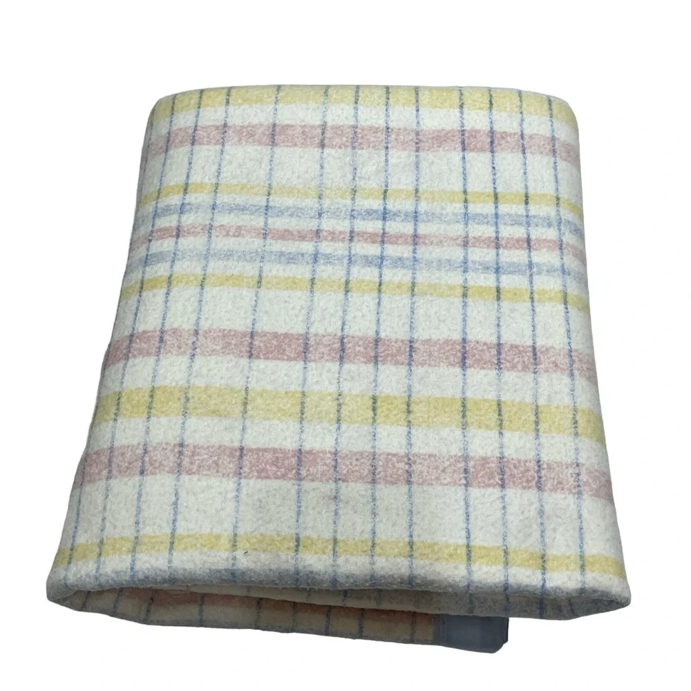 Vintage Pride in America‎ Blanket Blue Plaid Satin Trim Acrylic By Patricia P